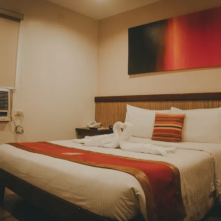 Ns Royal Hotel