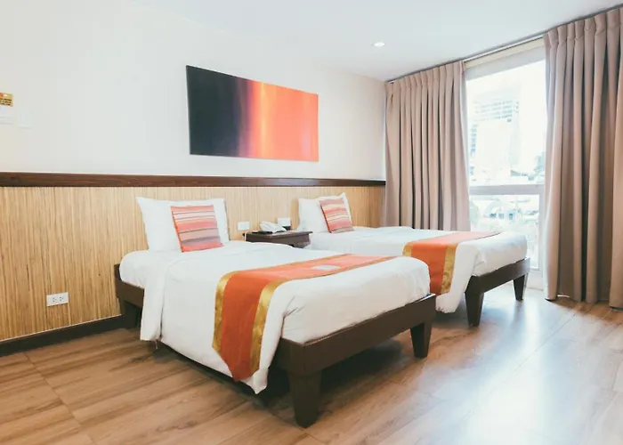 Ns Royal Hotel 2*