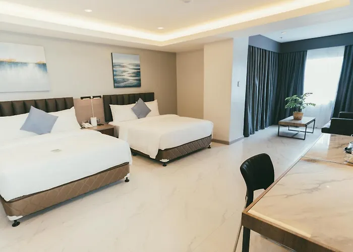 Ns Royal Hotel 2*