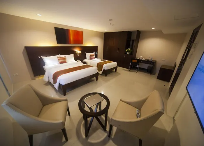 Ns Royal Hotel 2*