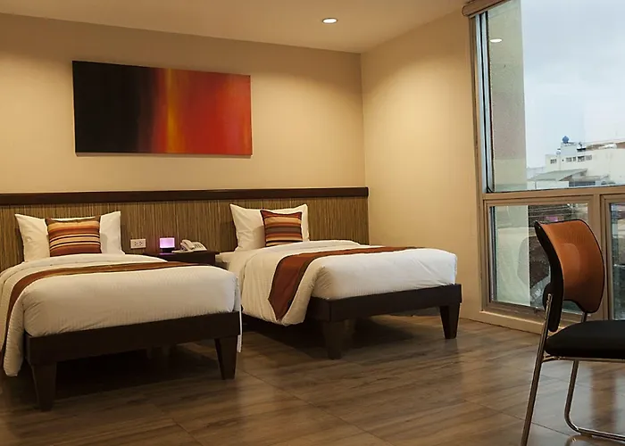 Ns Royal Hotel 2*
